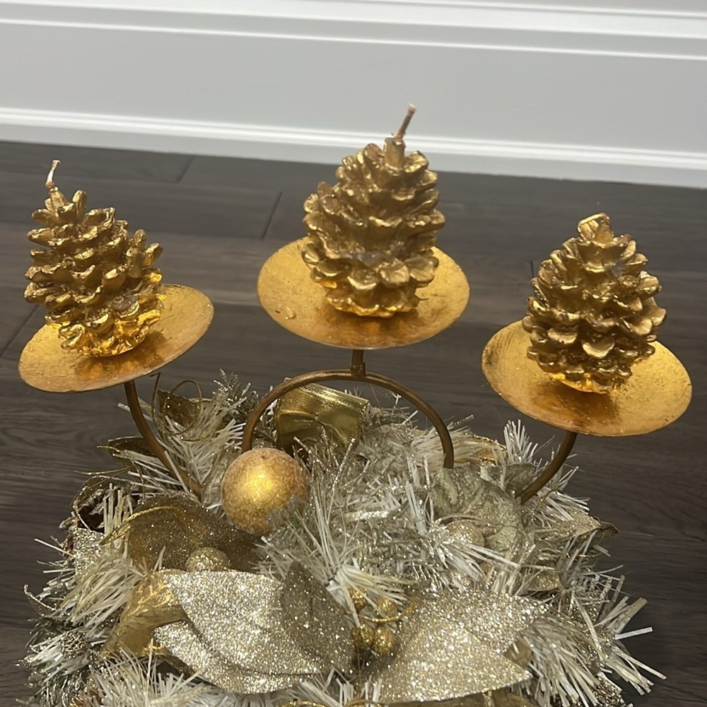 Gold Holiday three tier candle holder with glitter and ribbon - Picture 6 of 10